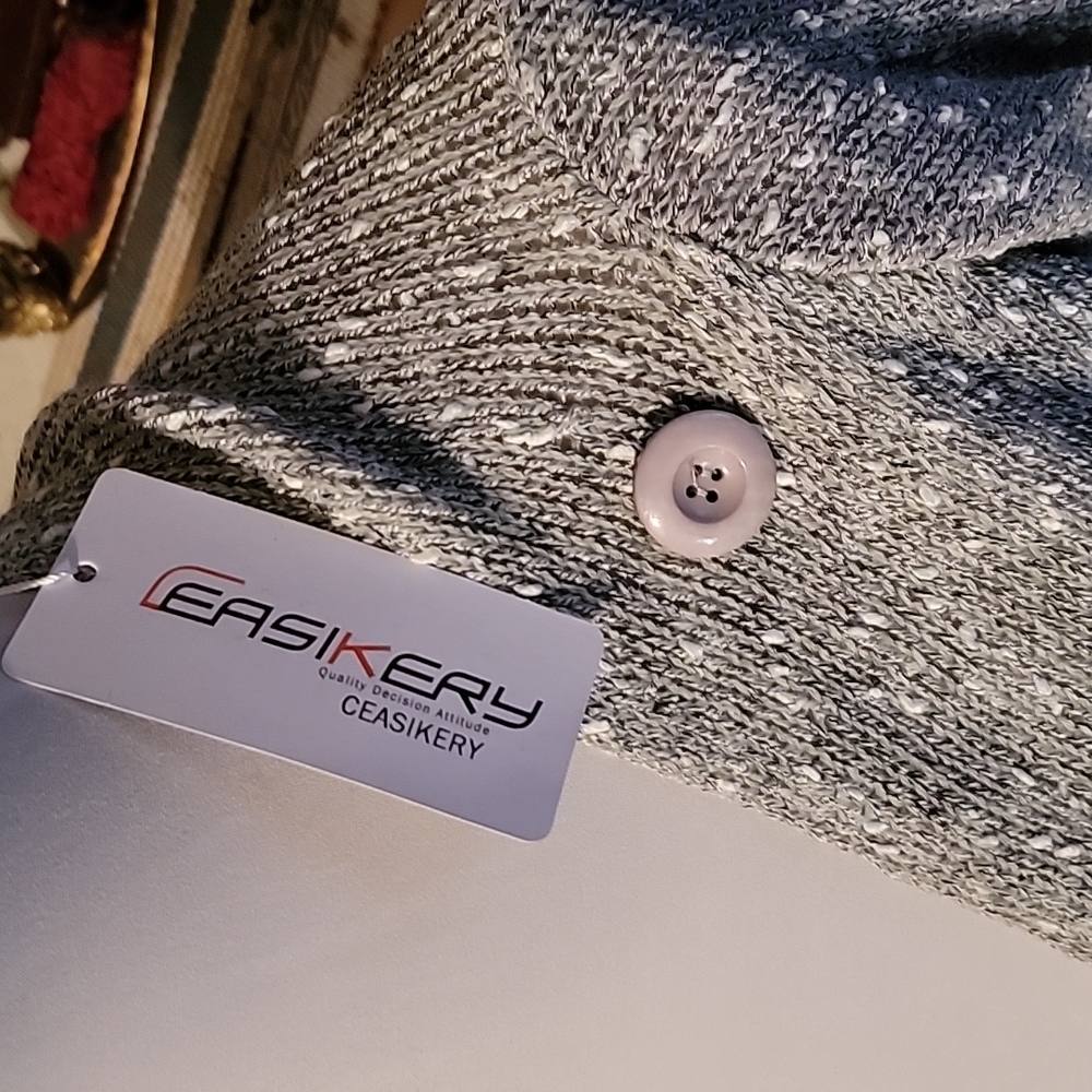 Tunic - Picture 2 of 6